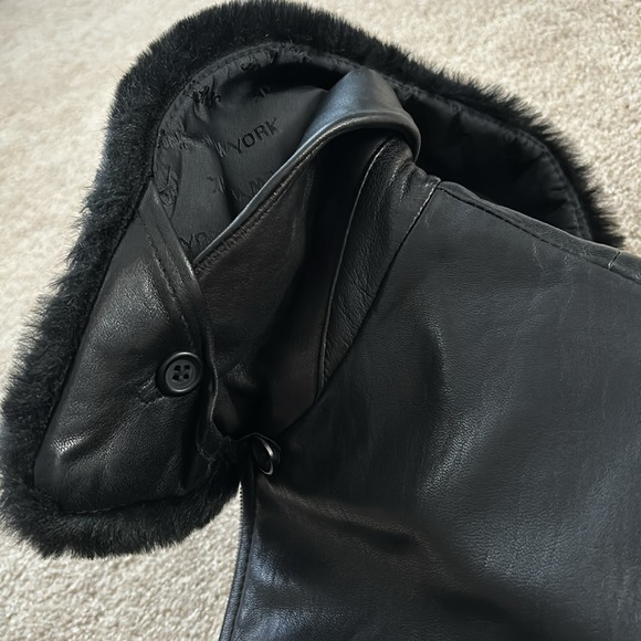 Leather jacket - Picture 5 of 6